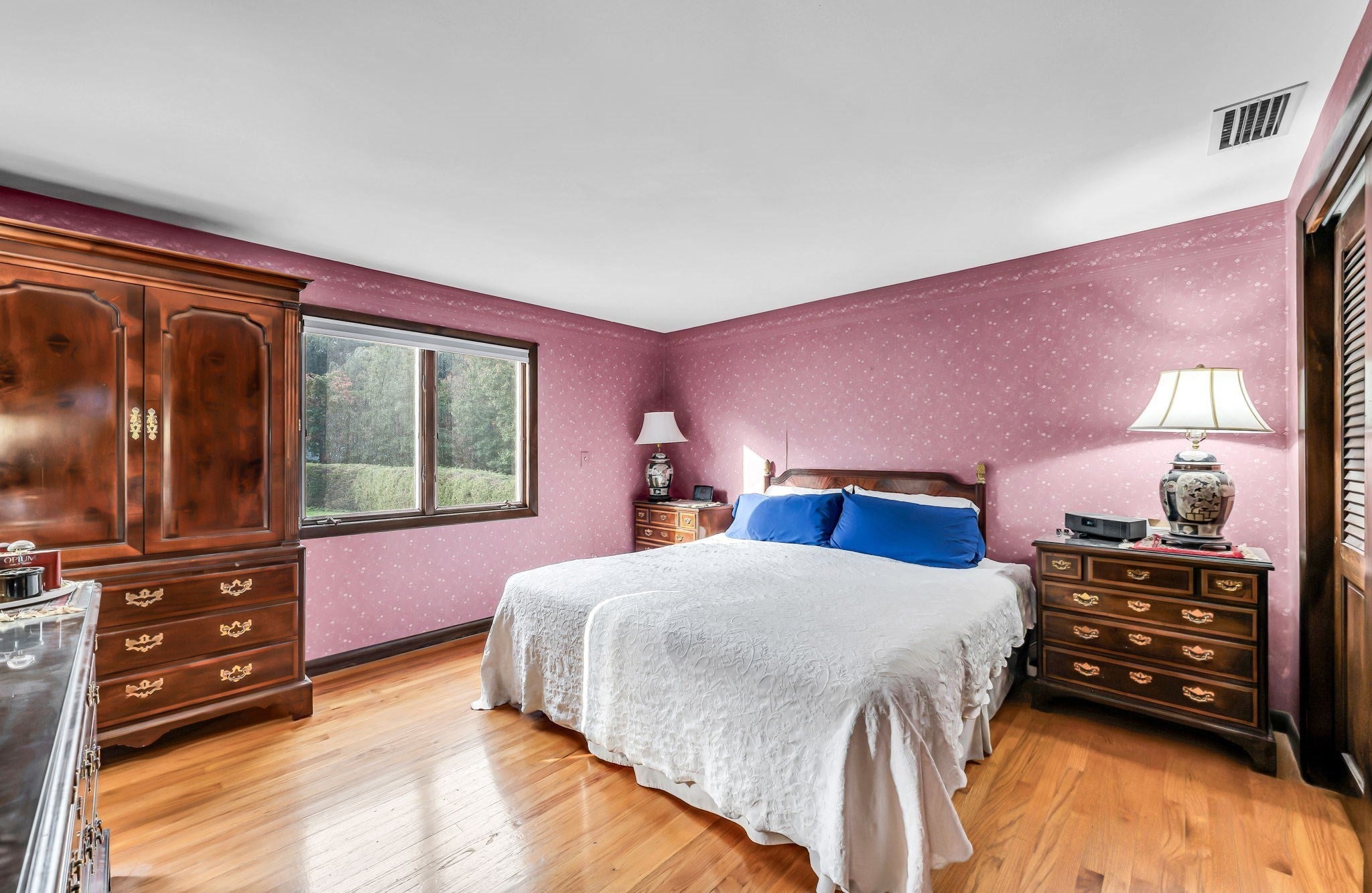 5 Nora St, Chicopee, MA, 5 Nora St, Chicopee, MA Photo #13