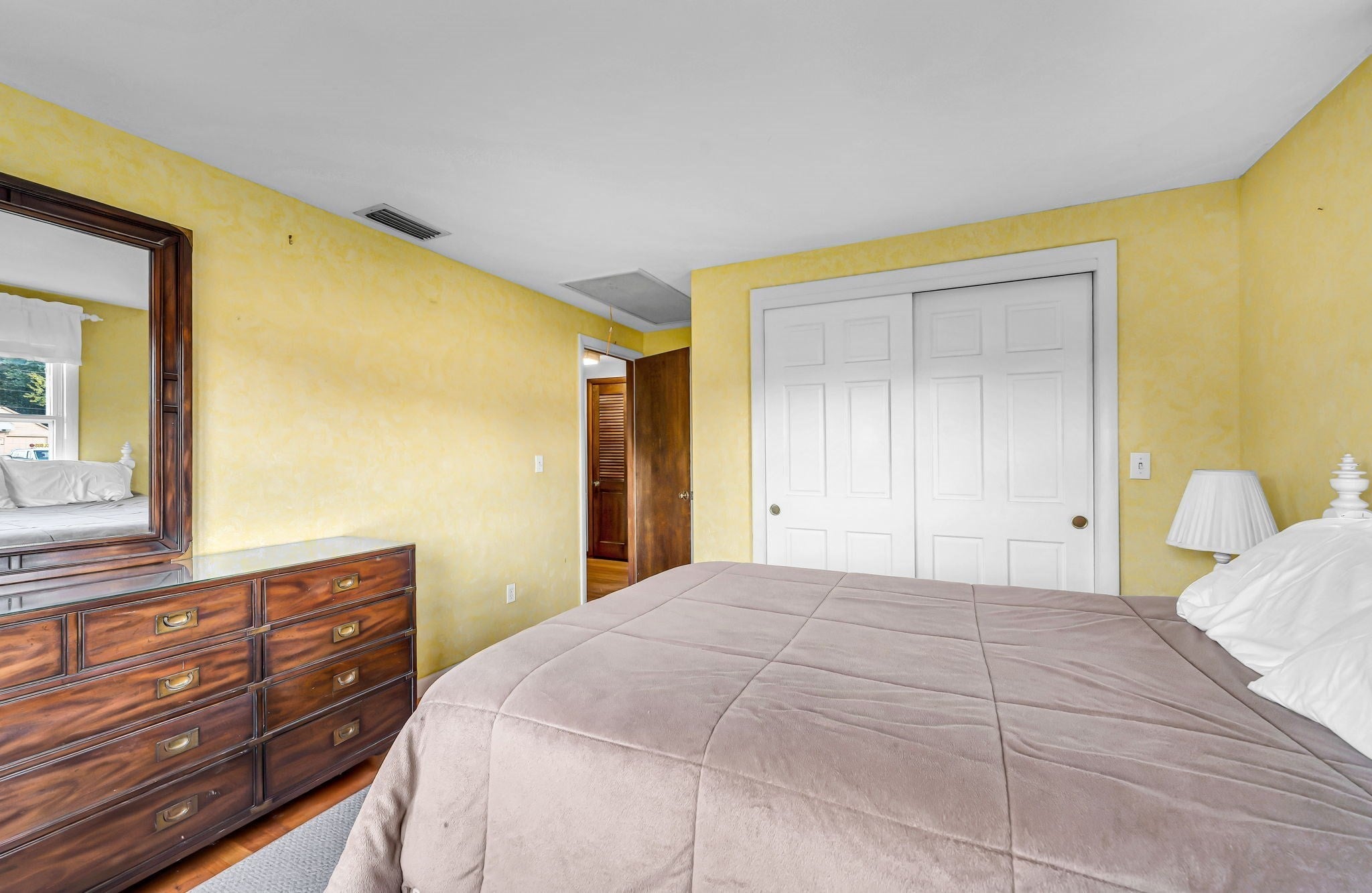 5 Nora St, Chicopee, MA, 5 Nora St, Chicopee, MA Photo #17