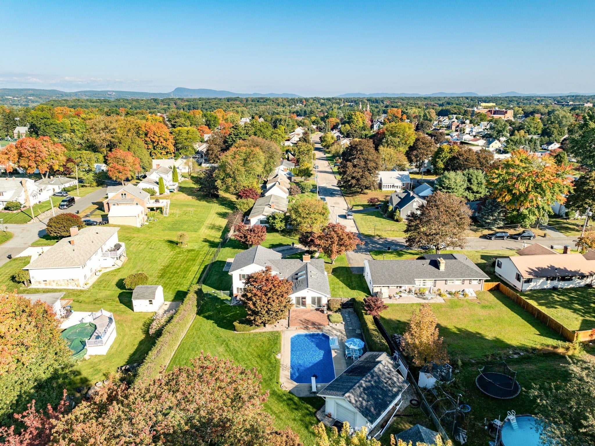 5 Nora St, Chicopee, MA, 5 Nora St, Chicopee, MA Photo #33