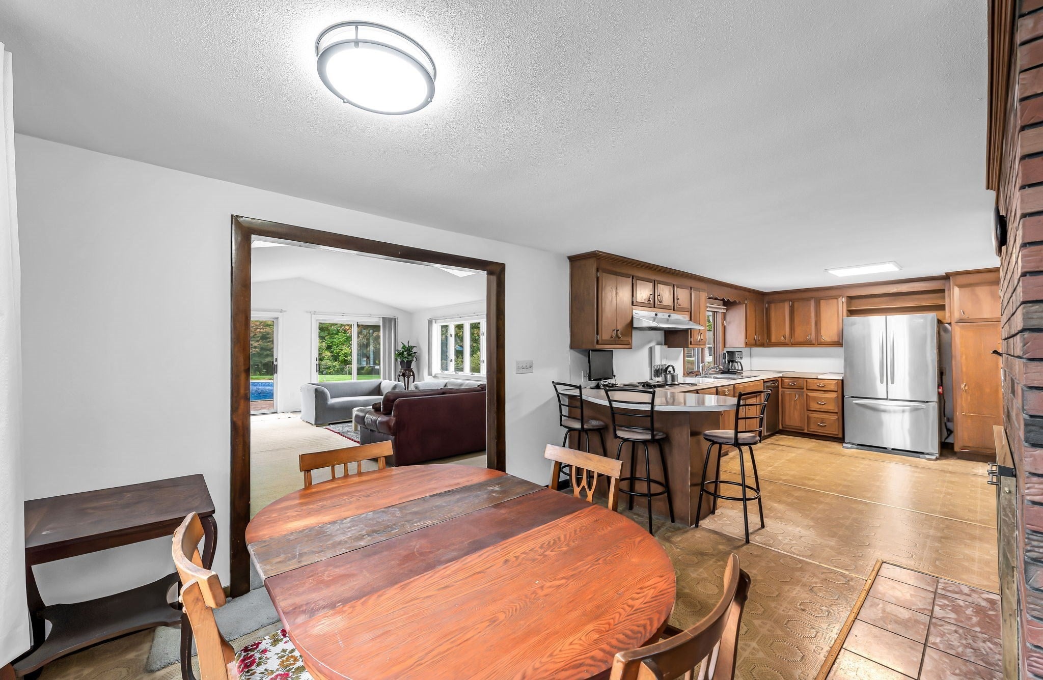 5 Nora St, Chicopee, MA, 5 Nora St, Chicopee, MA Photo #6