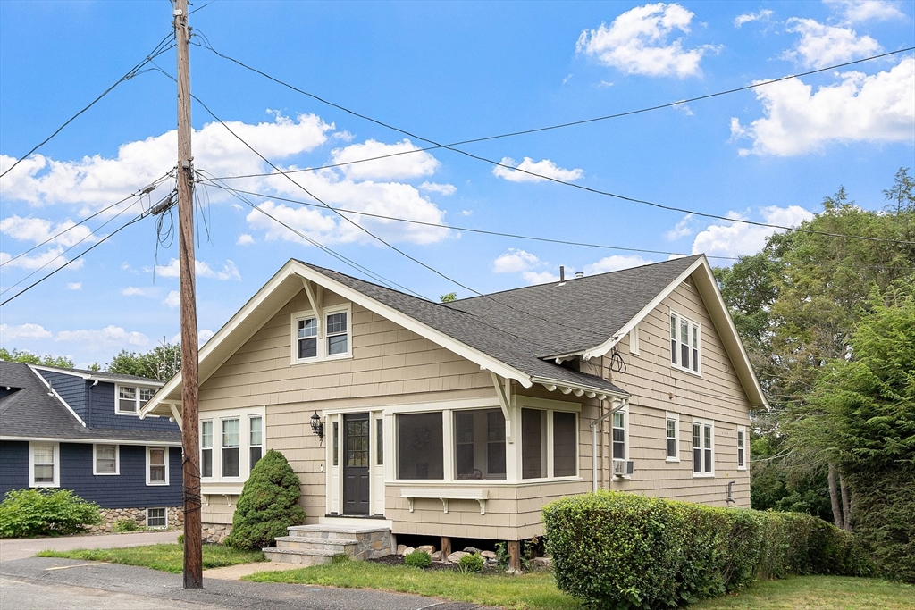 7 Nelson Heights