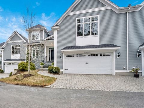 12 Robert Dr 12 Andover MA 01810