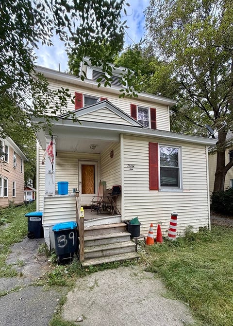 Photo of 39 Hull Ave, Pittsfield, MA 01201 (MLS # 73567609)