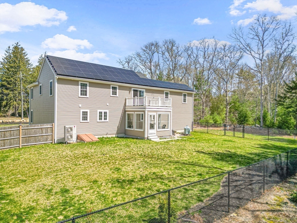 52 Great Neck Road