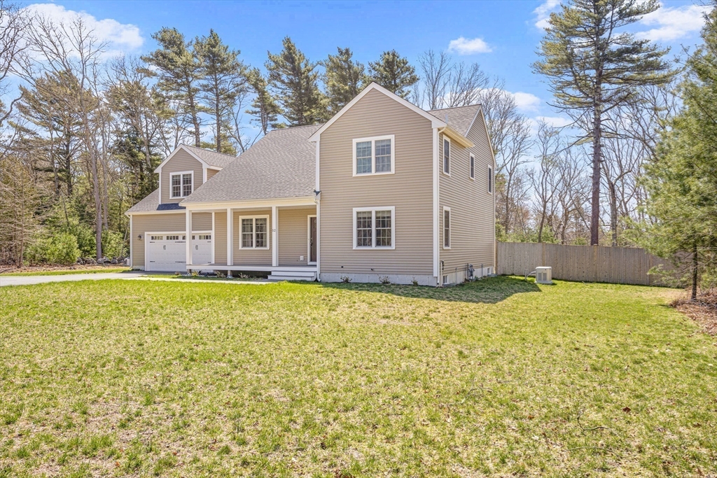 52 Great Neck Road