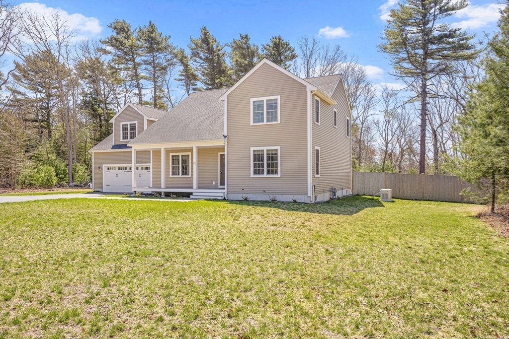 52 Great Neck Road