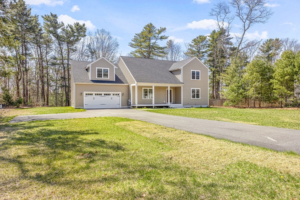 52 Great Neck Road