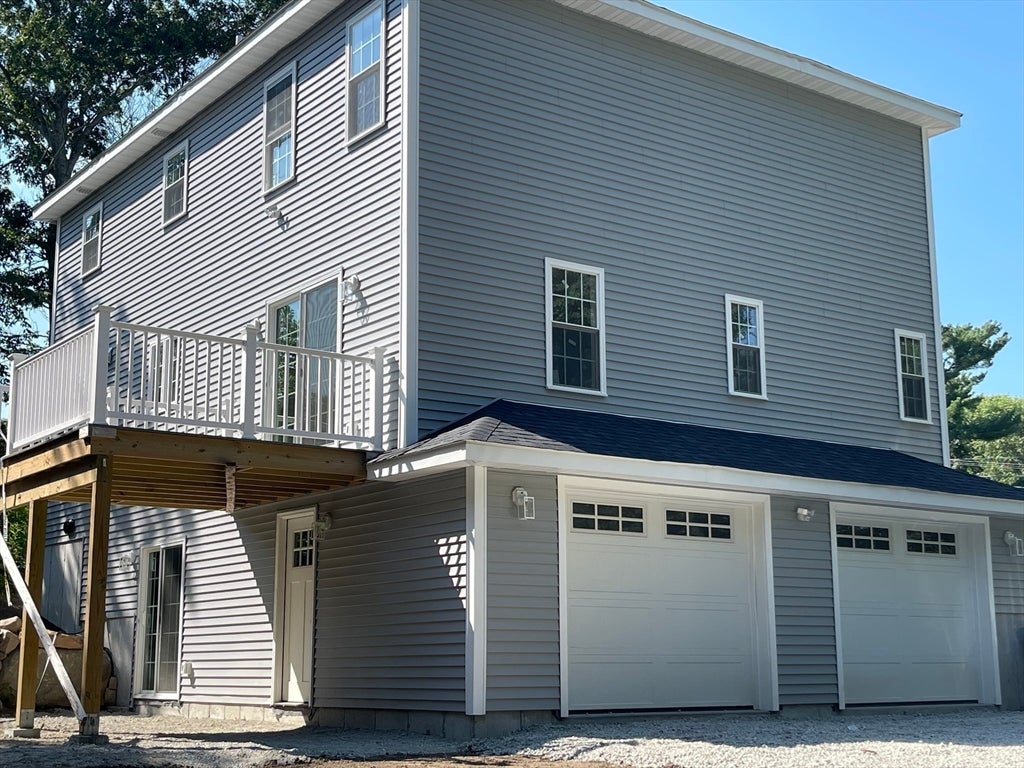 1 Old Fall River Rd, Dartmouth, MA Photo #8