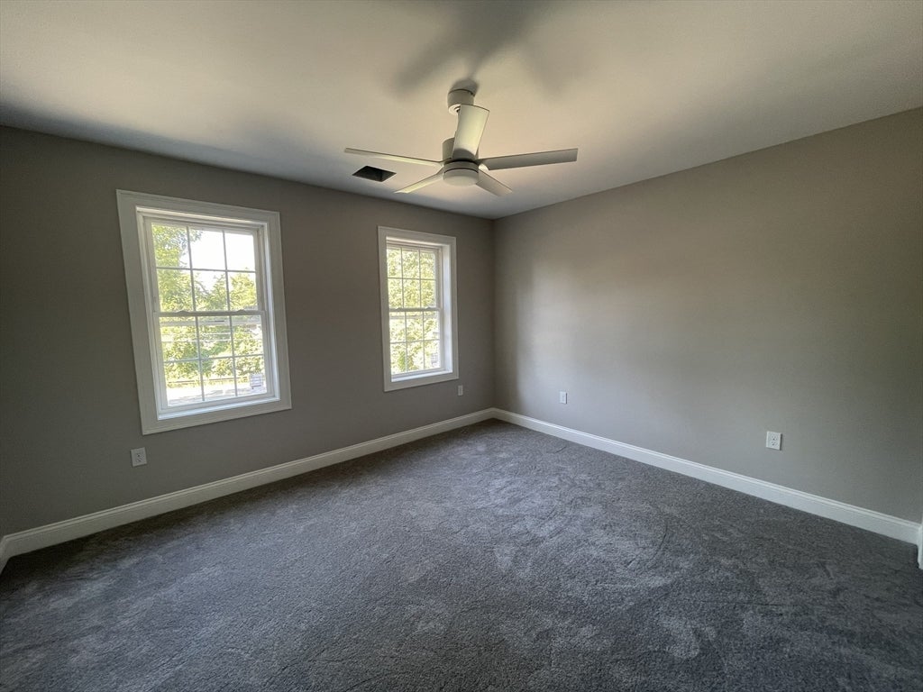 1 Old Fall River Rd, Dartmouth, MA Photo #16