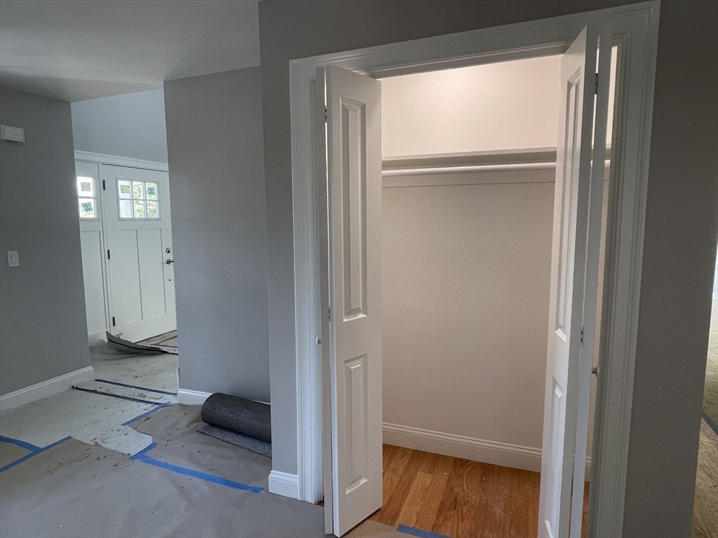 1 Old Fall River Rd, Dartmouth, MA Photo #15