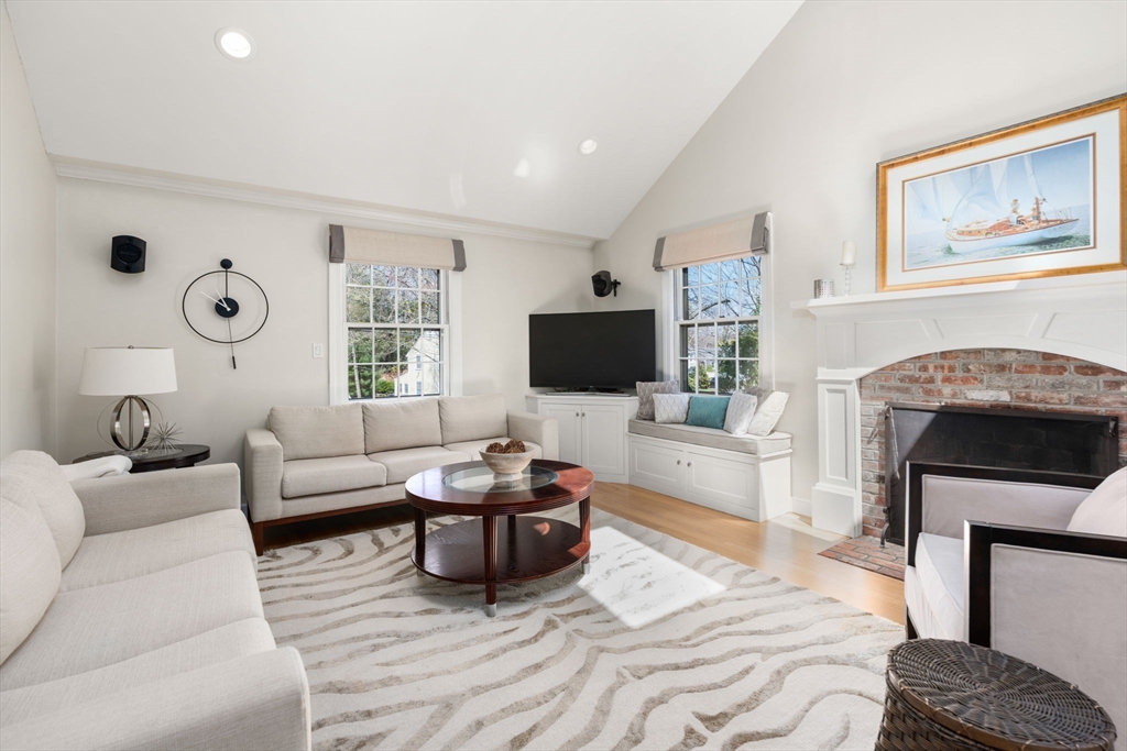 30 Ivy Road