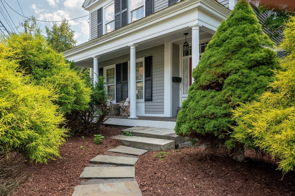 33 Concord Rd