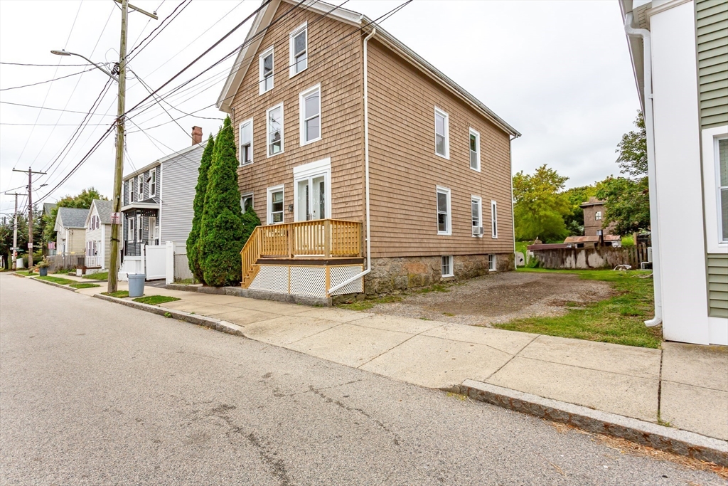 201 Cedar St