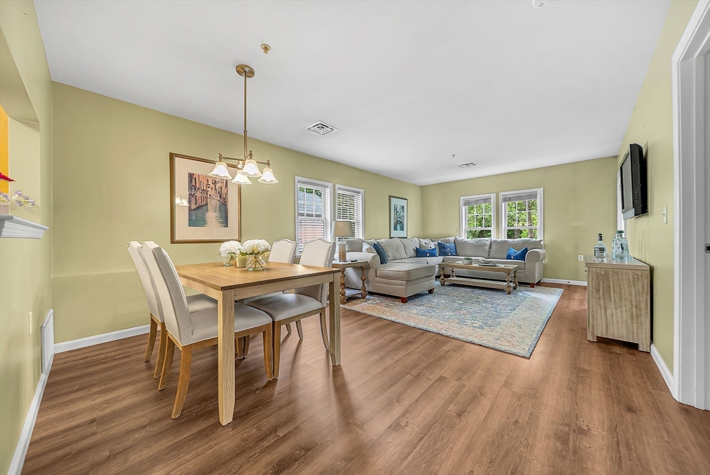43 Kendall Avenue G03