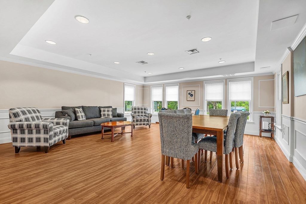 Sherborn, Massachusetts 01770, United States, 2 Bedrooms Bedrooms, ,2 BathroomsBathrooms,Residential,Active,154795