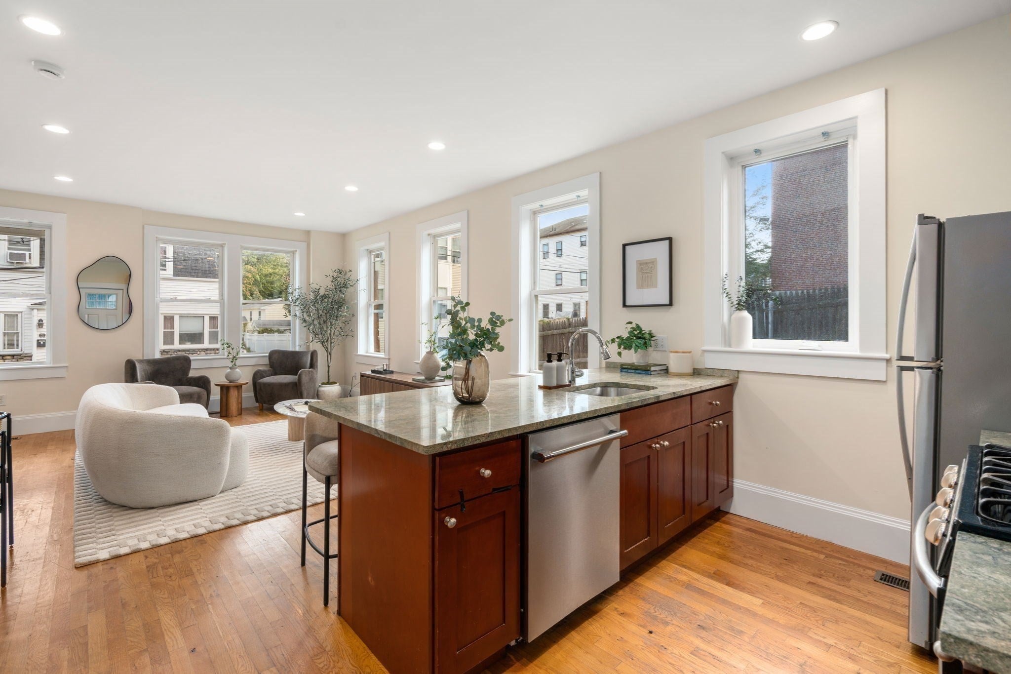 6 Larose Pl, Boston, MA, 6 Larose Pl, Boston, MA Photo #4