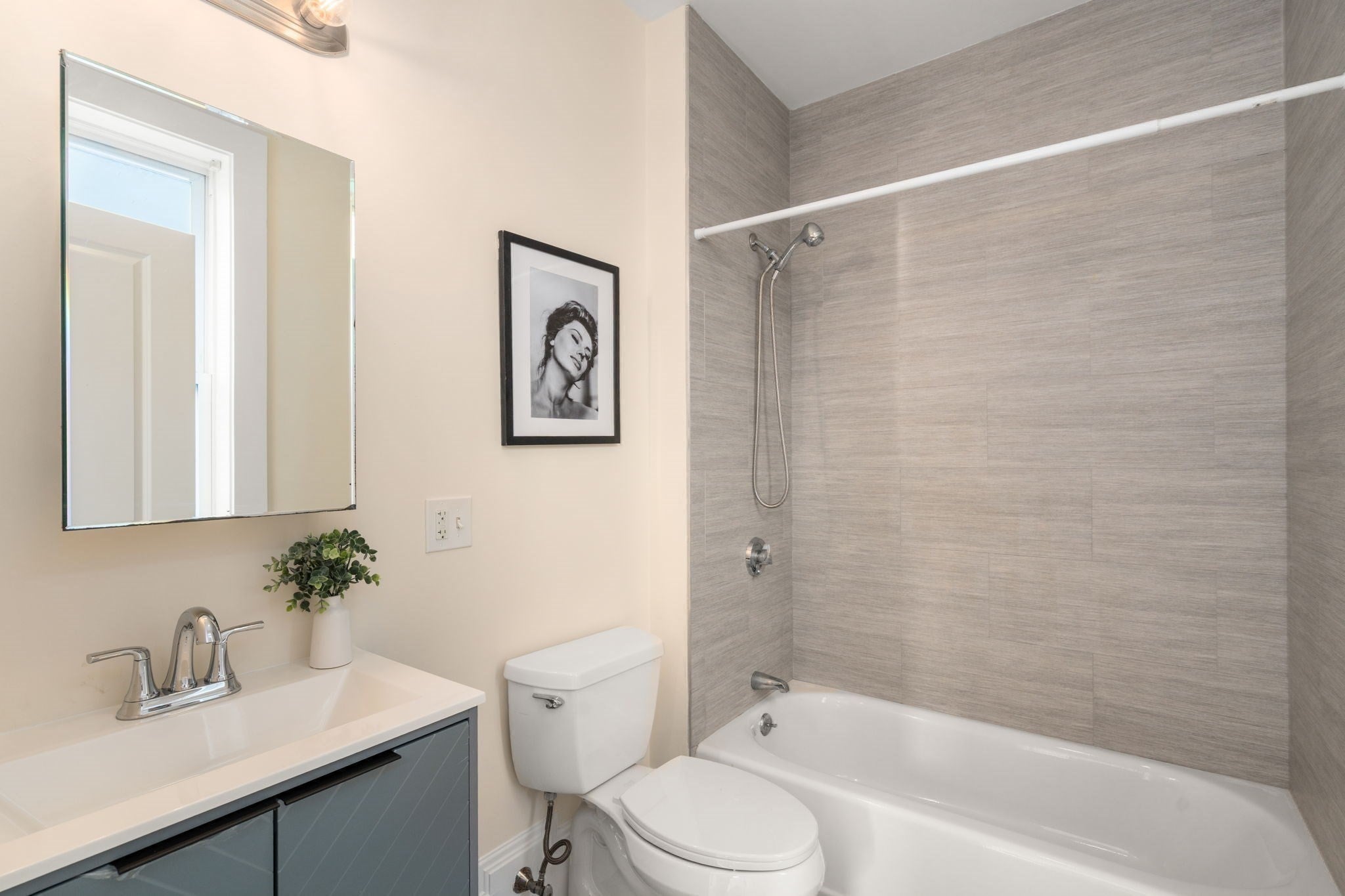 6 Larose Pl, Boston, MA, 6 Larose Pl, Boston, MA Photo #17
