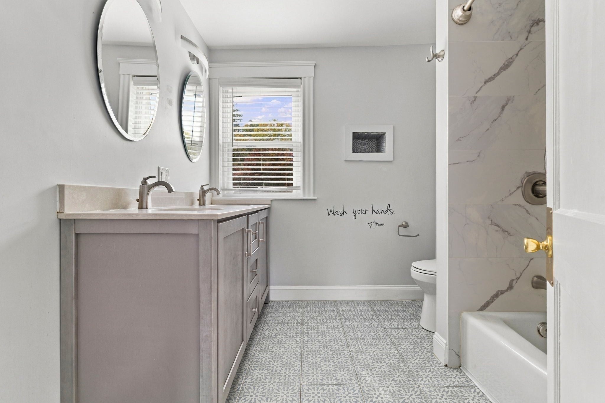 814 Lynnfield Street, Lynnfield, MA Photo #19