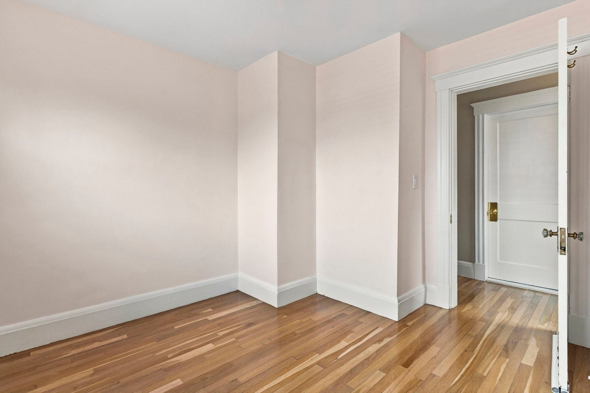 814 Lynnfield Street, Lynnfield, MA Photo #24