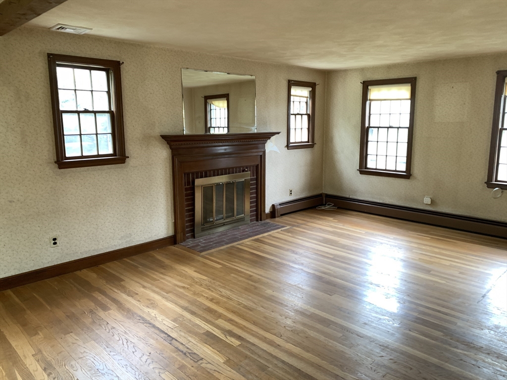 16 Heritage Hill