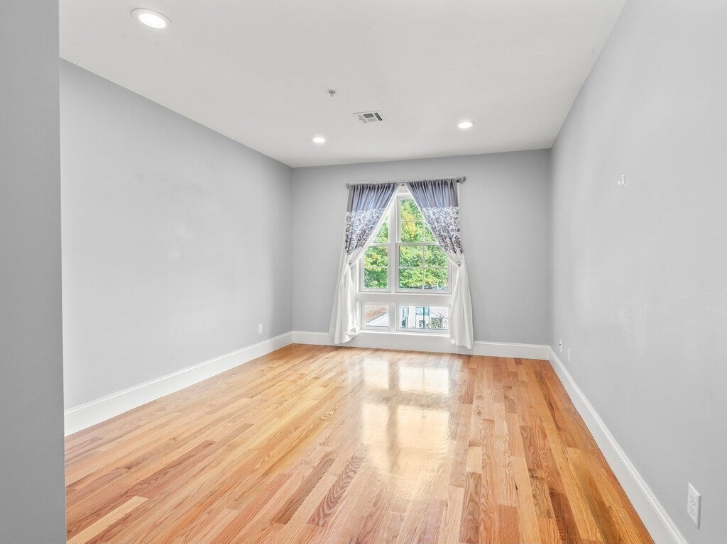 76 South Ave #201, Natick, MA Photo #16