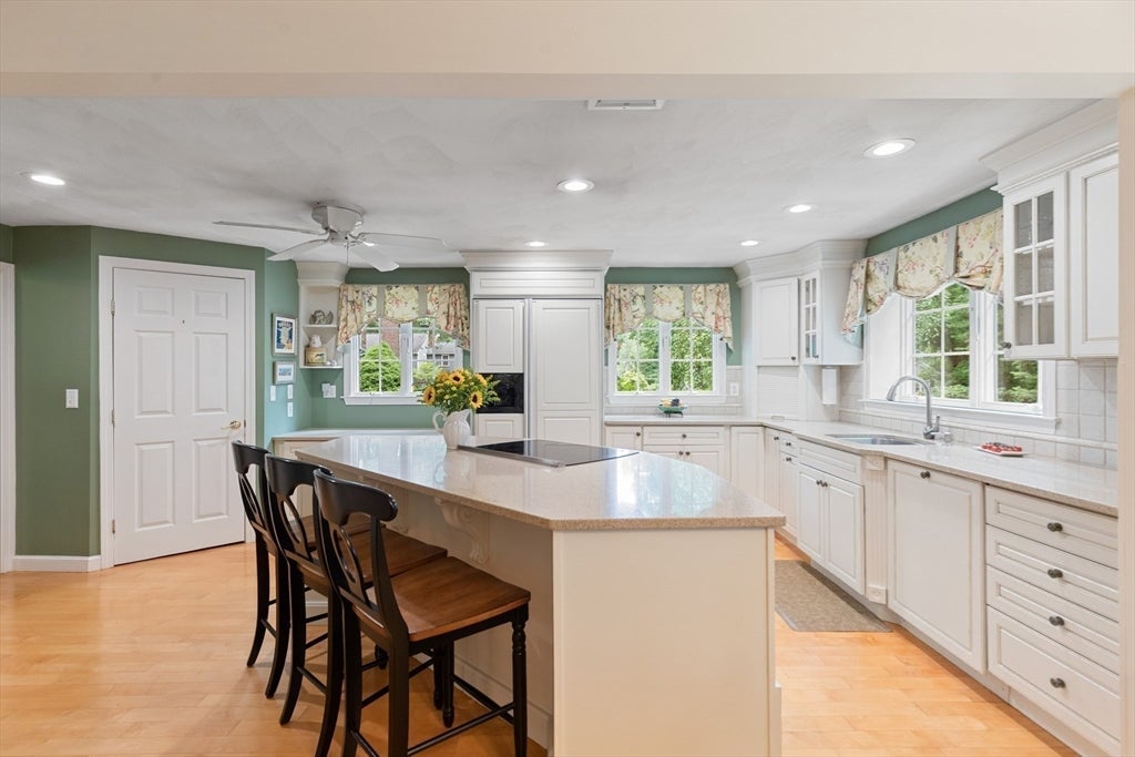 22 Westover Drive, Lynnfield, MA Photo #18