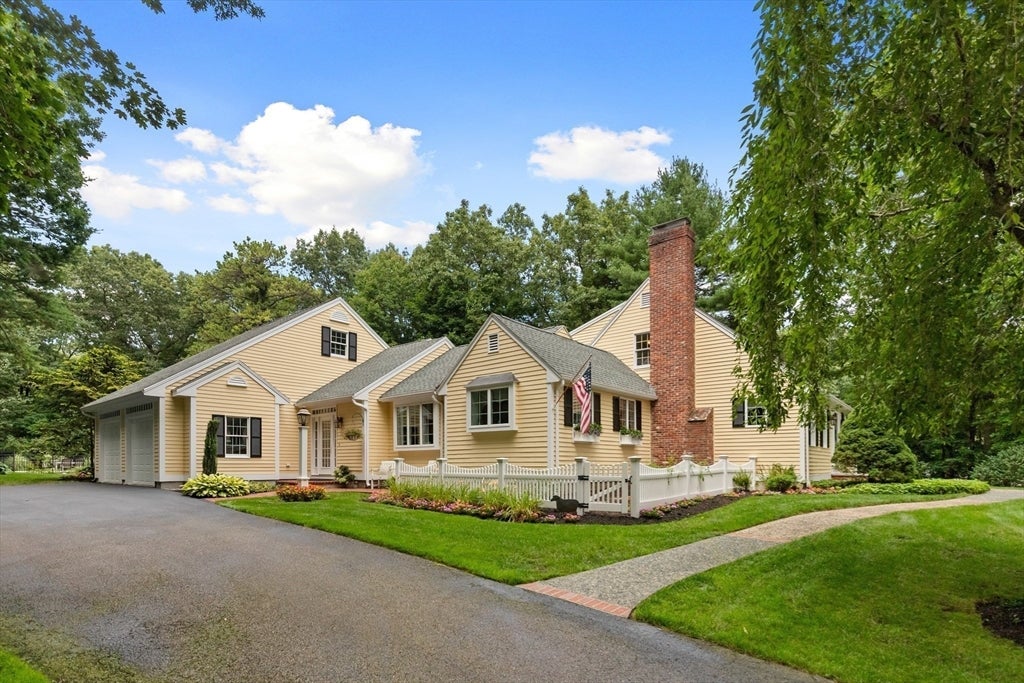 Photo of 22 Westover Drive, Lynnfield, MA