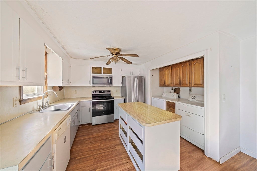 24 S Sea Ave, Yarmouth, MA, 24 S Sea Ave, Yarmouth, MA Photo #7