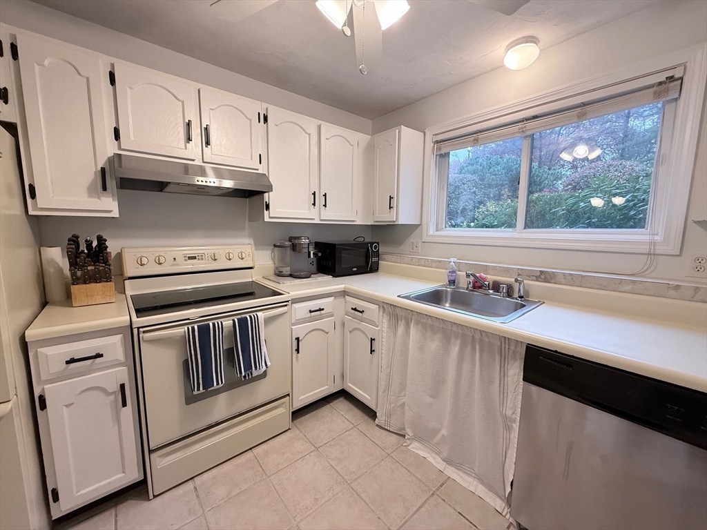 66 Highwood Drive 66