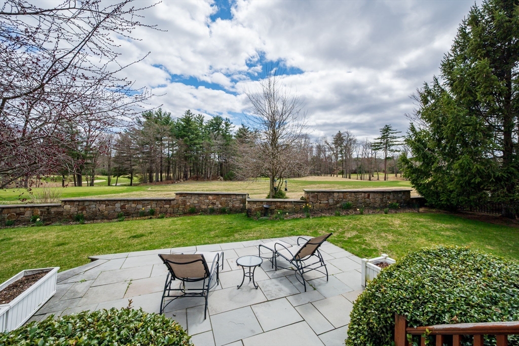 73 Clubhouse Drive 73