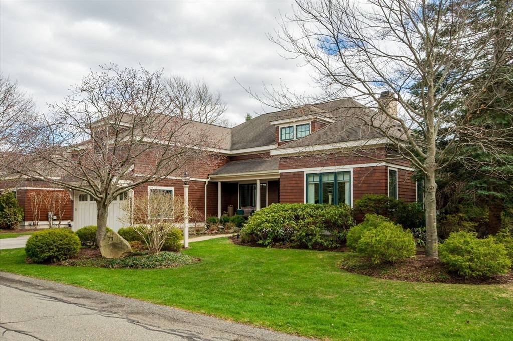73 Clubhouse Drive 73
