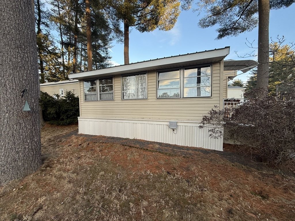 281 Chauncey Walker St 86-B