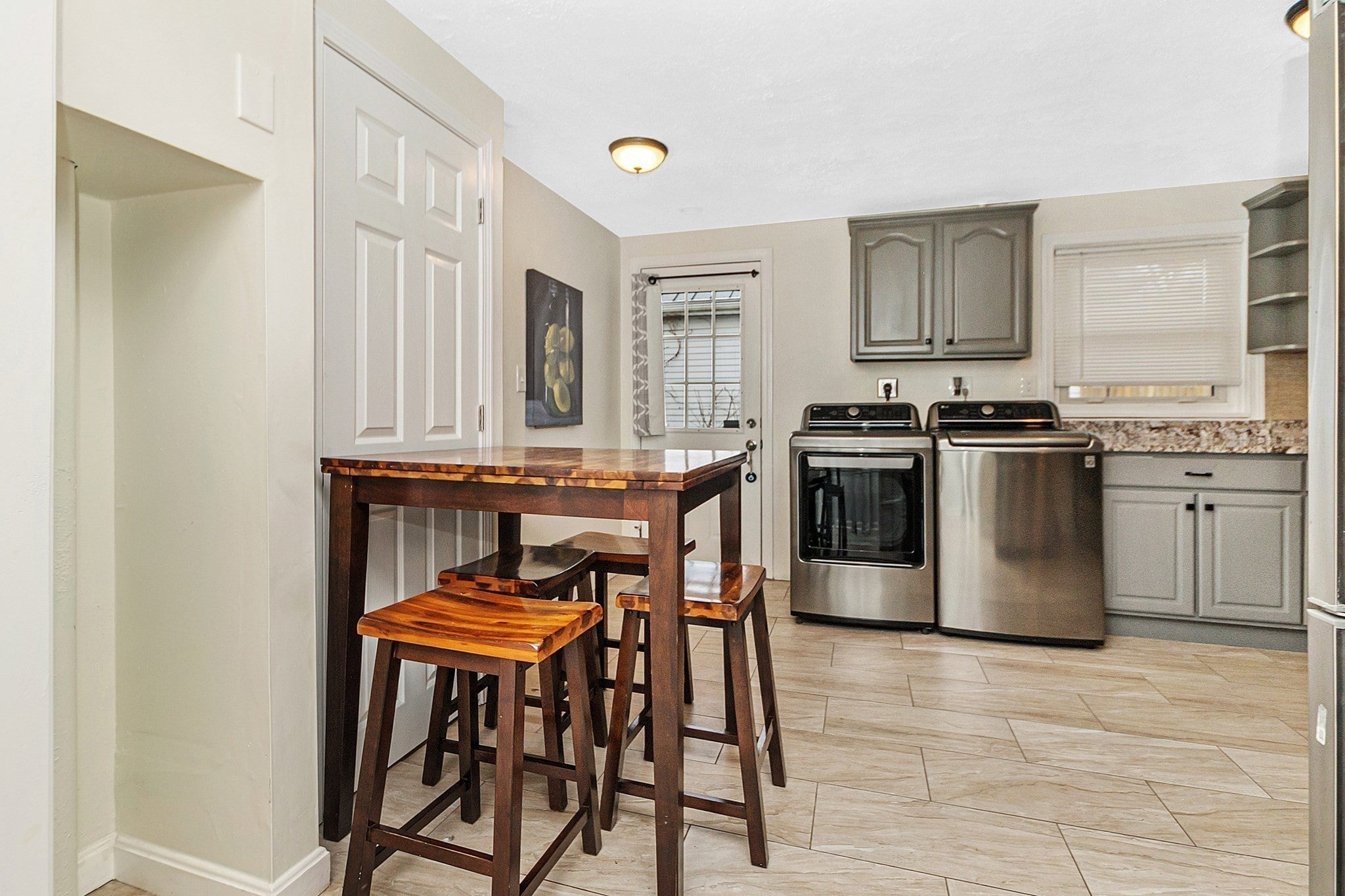42 Mokema Ave, Waltham, MA Photo #4