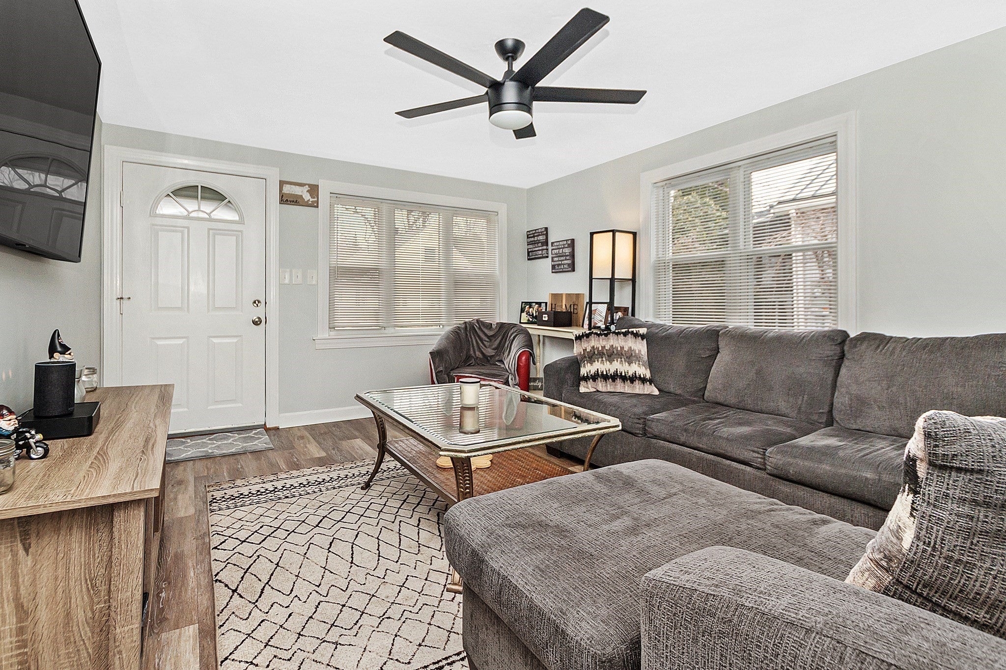 42 Mokema Ave, Waltham, MA Photo #11