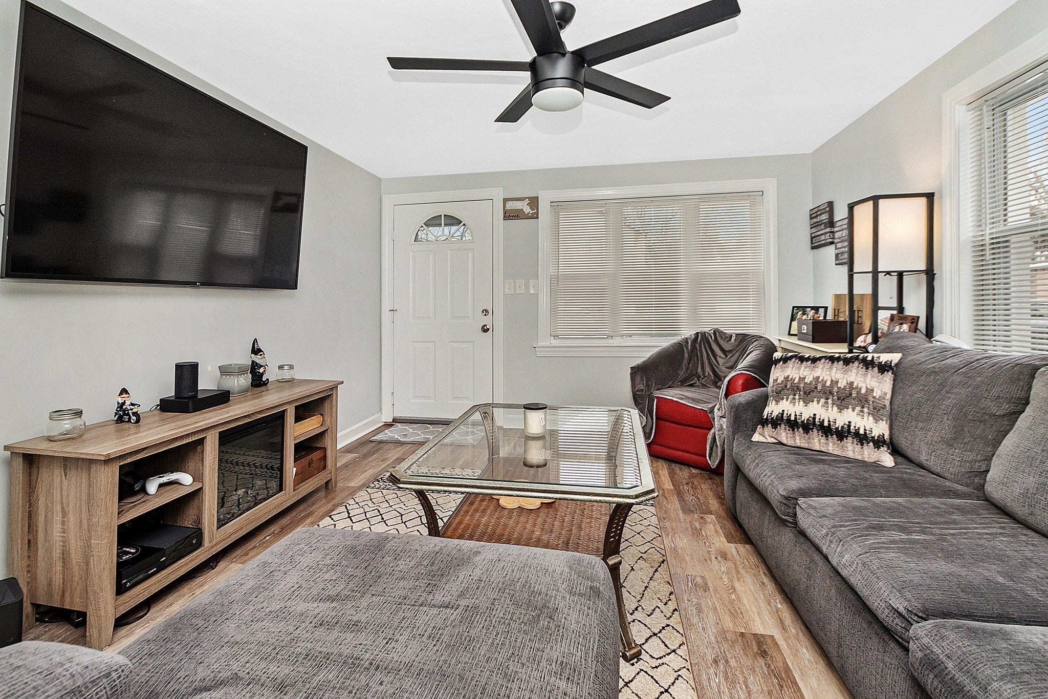 42 Mokema Ave, Waltham, MA Photo #7