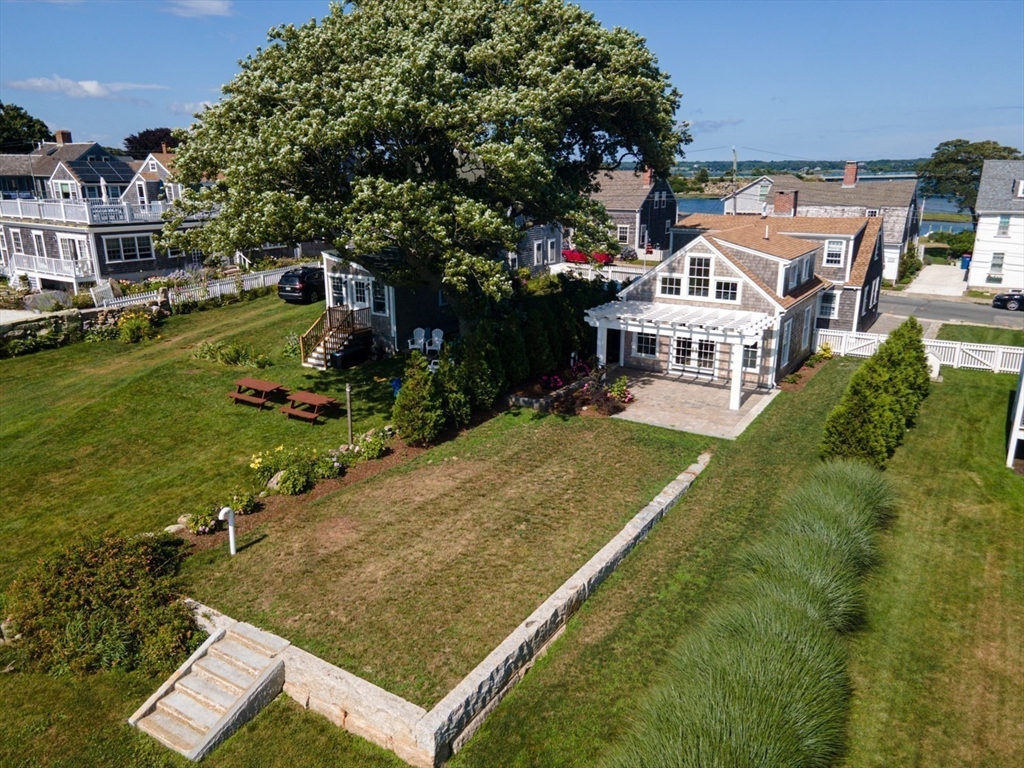2043 Main Rd