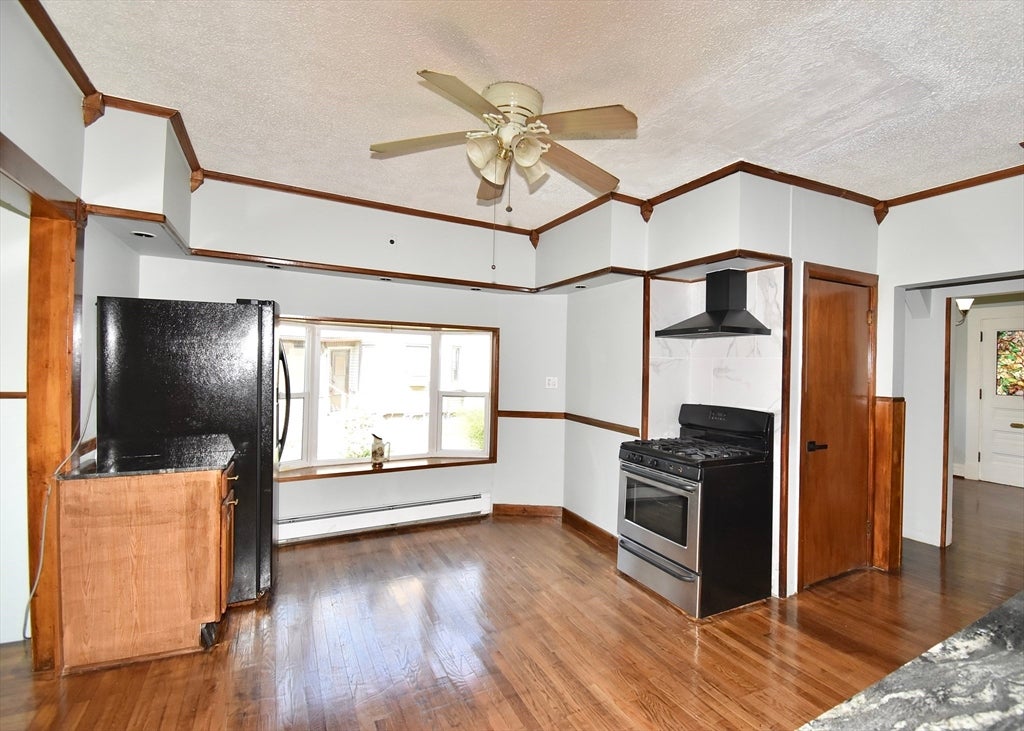 30 Laurel St, Holyoke, MA, 30 Laurel St, Holyoke, MA Photo #18