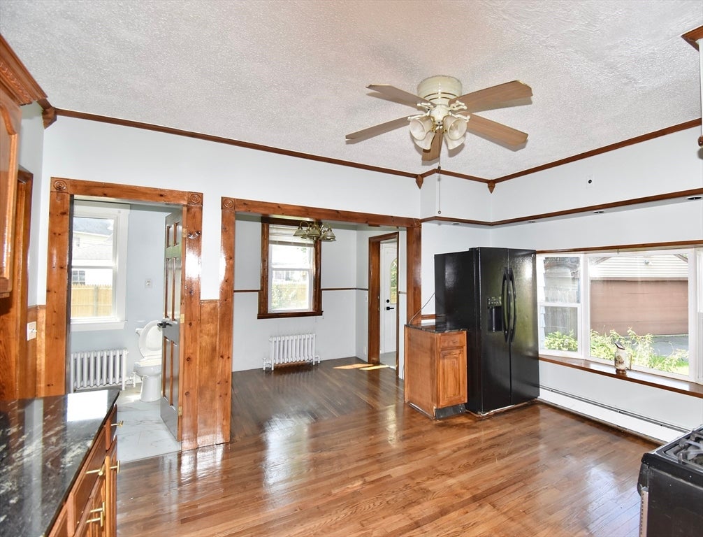 30 Laurel St, Holyoke, MA, 30 Laurel St, Holyoke, MA Photo #17