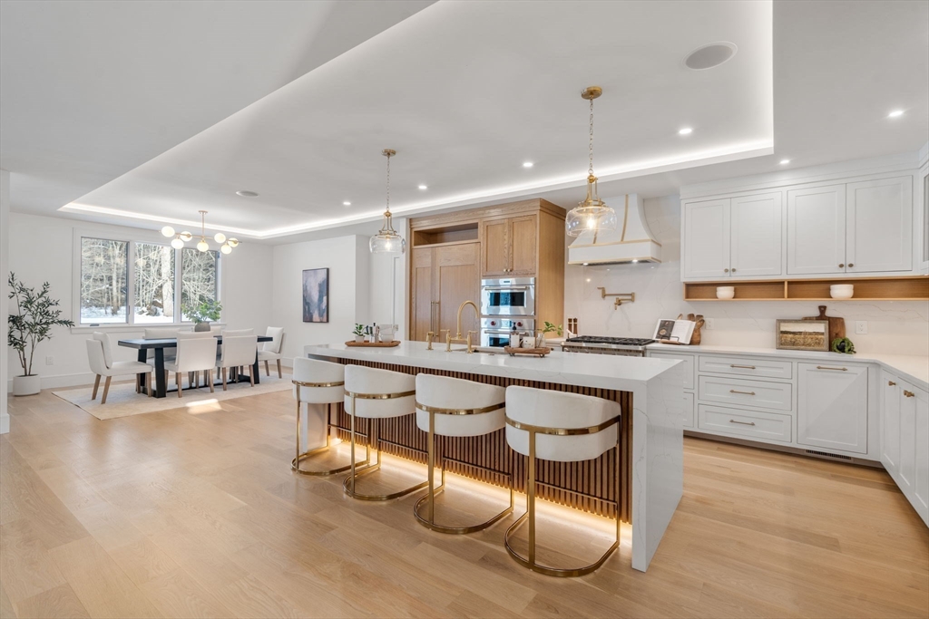 14 Fiske Pond Road