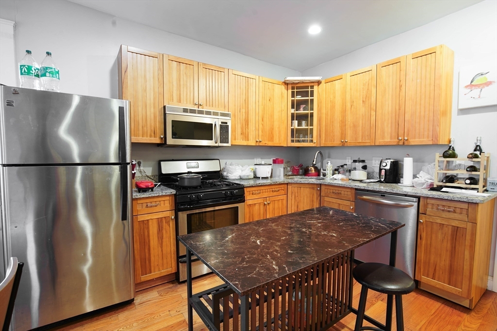 Click for 194 Marion Street #2, Boston, MA slideshow Click for 194 Marion Street #2, Boston, MA slideshow