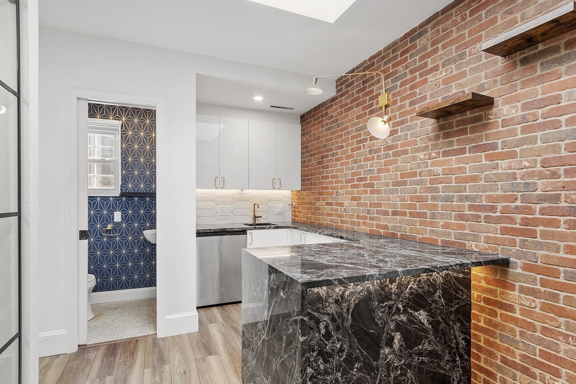 63 Shore Road 14