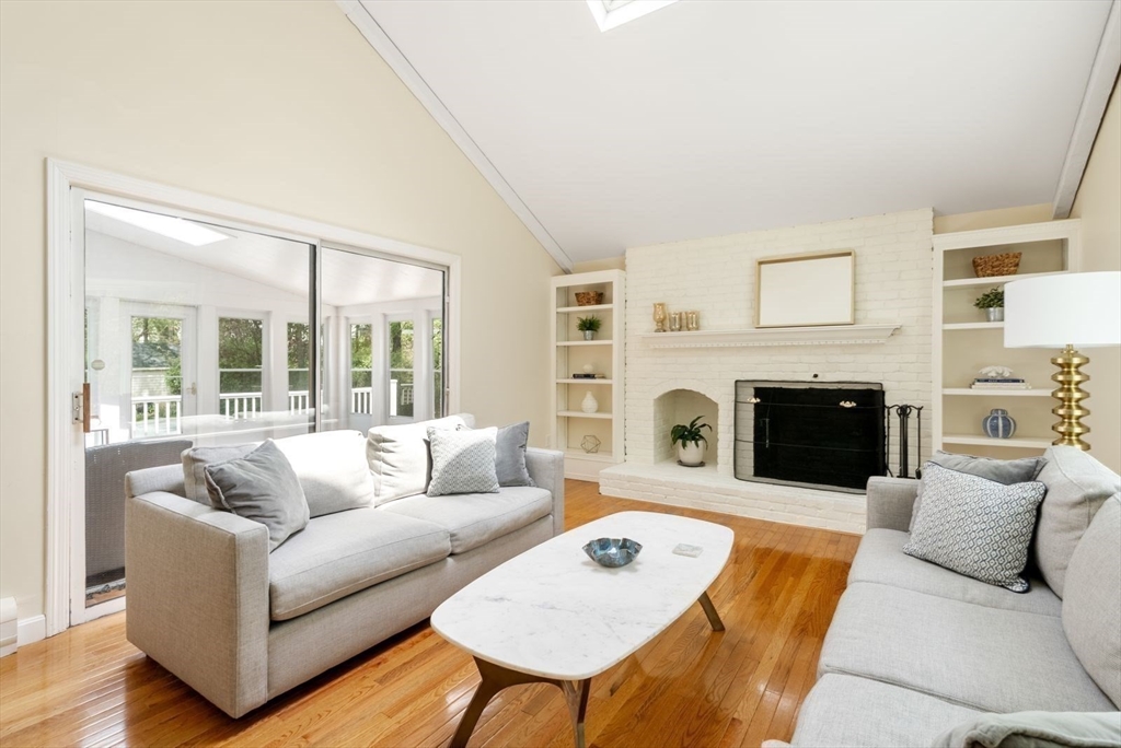 5 Blackhorse Ln, Hingham, MA Photo #6