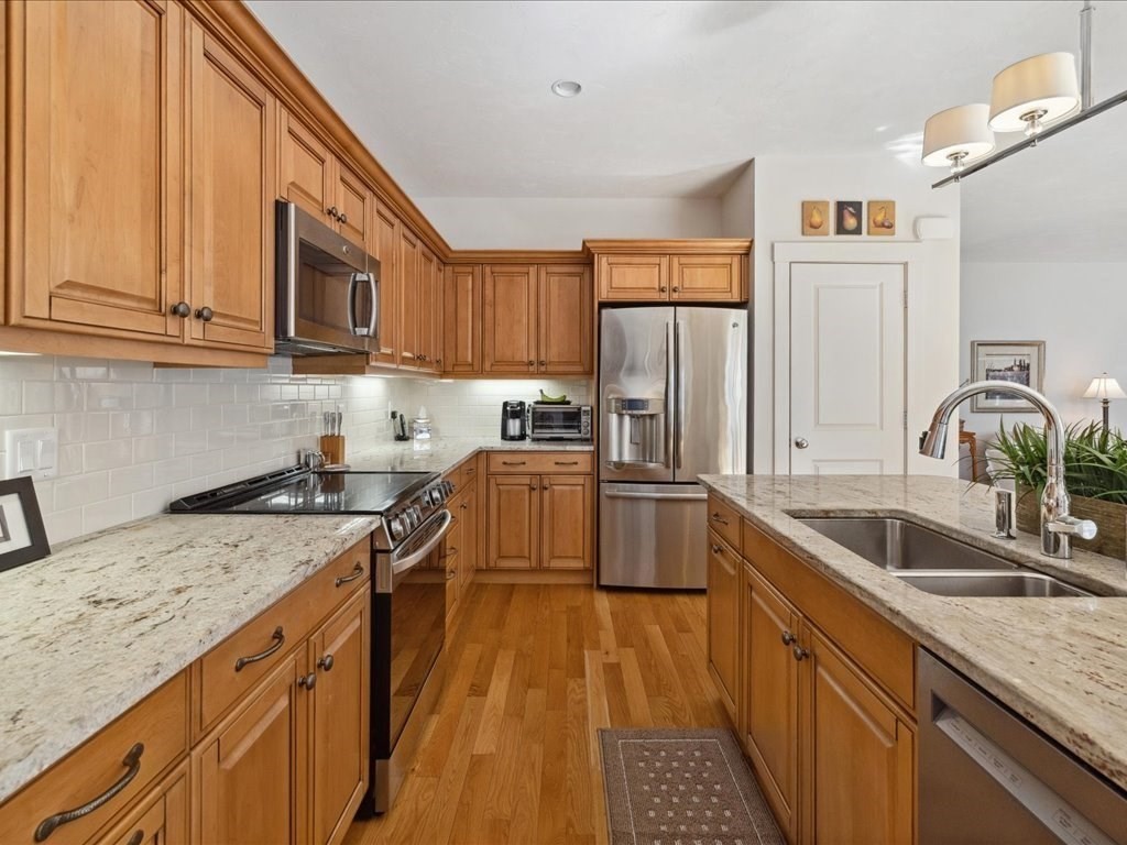 30 Symington Dr 30