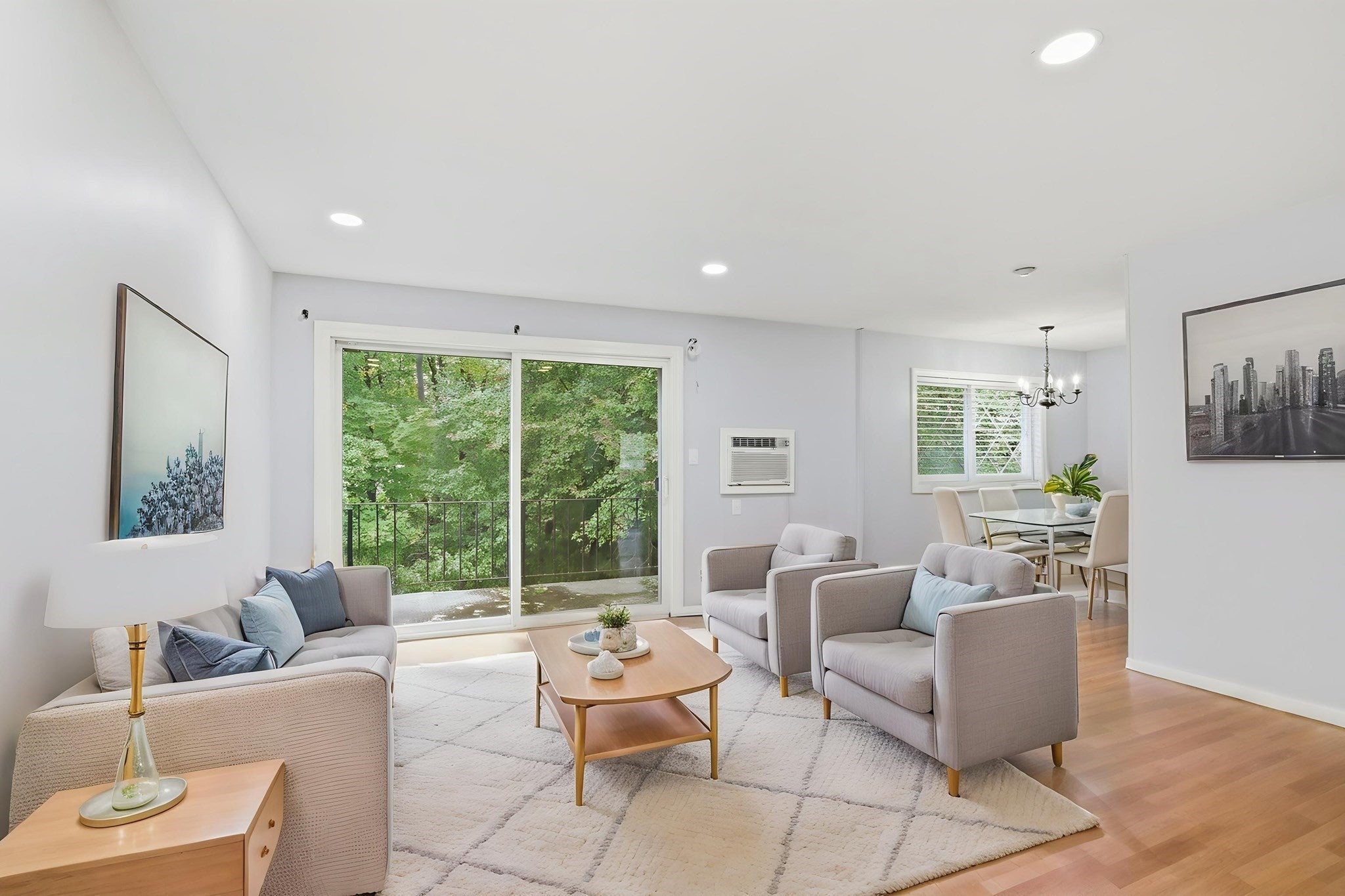 Photo of 1 Fernview Ave, North Andover, MA