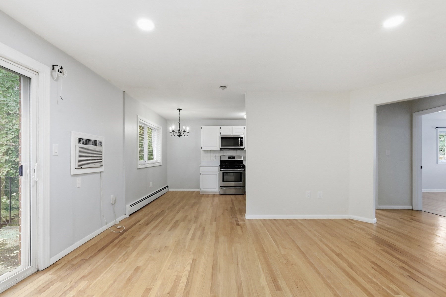 1 Fernview Ave #6, North Andover, MA Photo #4