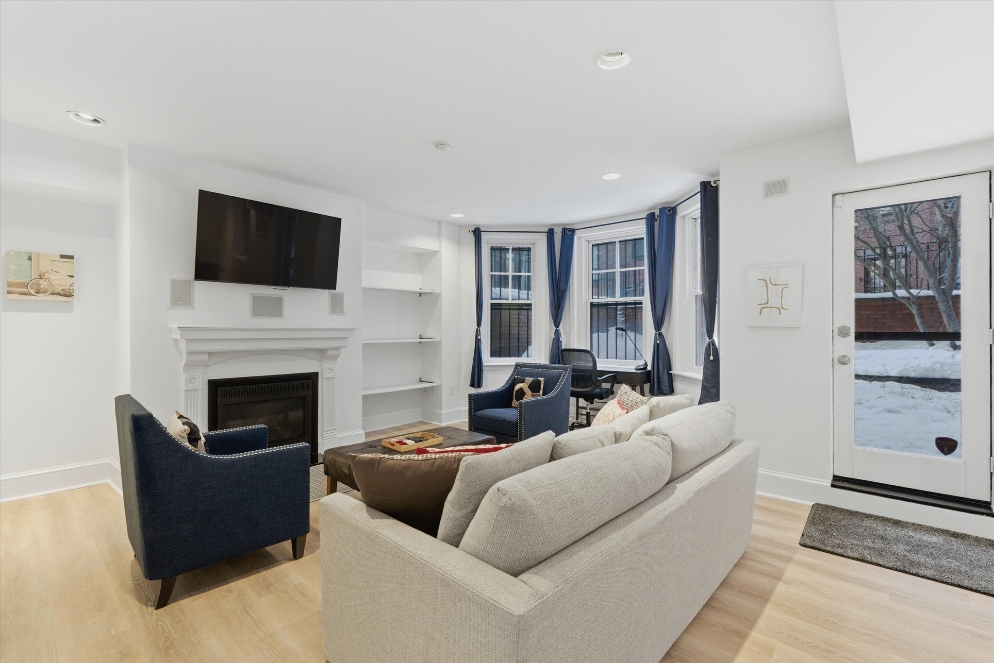 Click for 434 Marlborough ST #B, Boston, MA slideshow Click for 434 Marlborough ST #B, Boston, MA slideshow