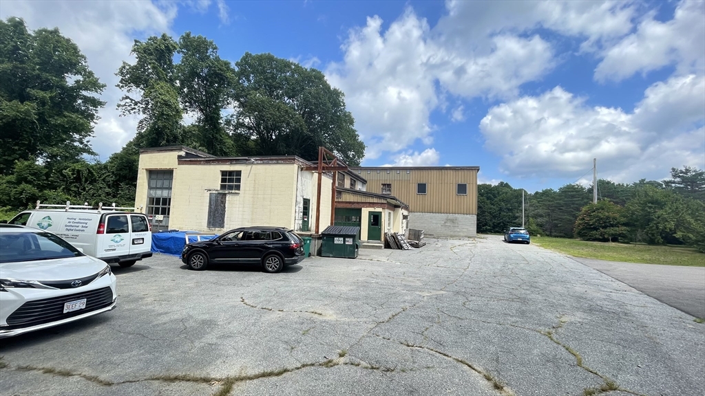 148 Marlboro Rd