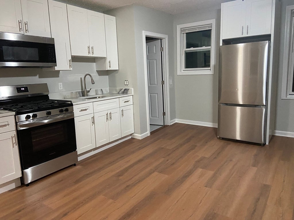 Photo of 82 Montaup St, Fall River, MA
