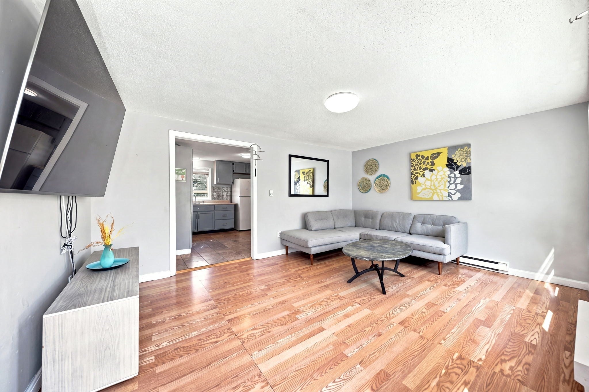 87 Beacon Ave 2