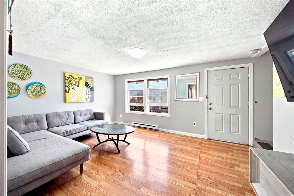 87 Beacon Ave 2